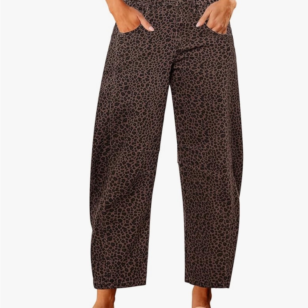 Leopard barrel jeans